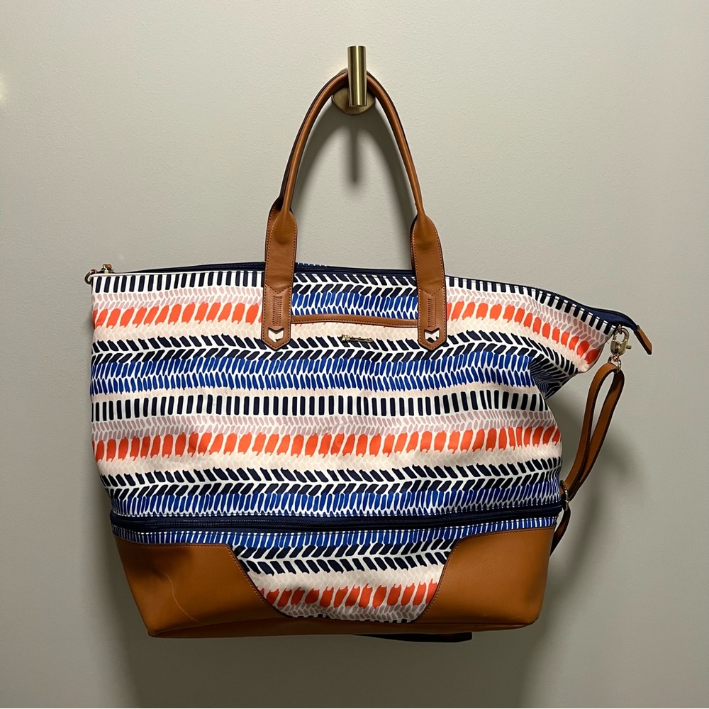 Stella & Dot expandable weekender bag